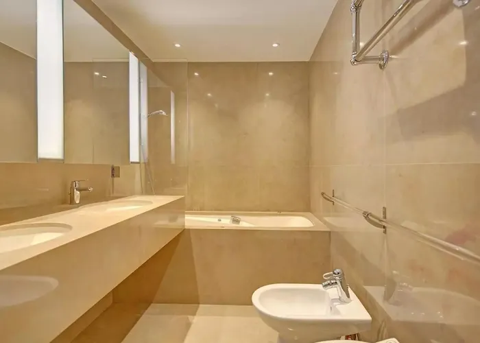 2br Place Des Vosges Turenne Lägenhet Paris